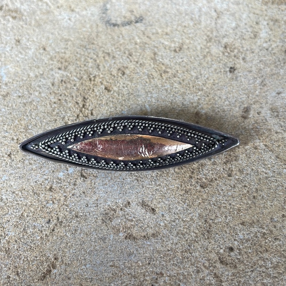 Vintage Sterling Silver and Gold Tone Cat Eye Shaped Brooch/Pin